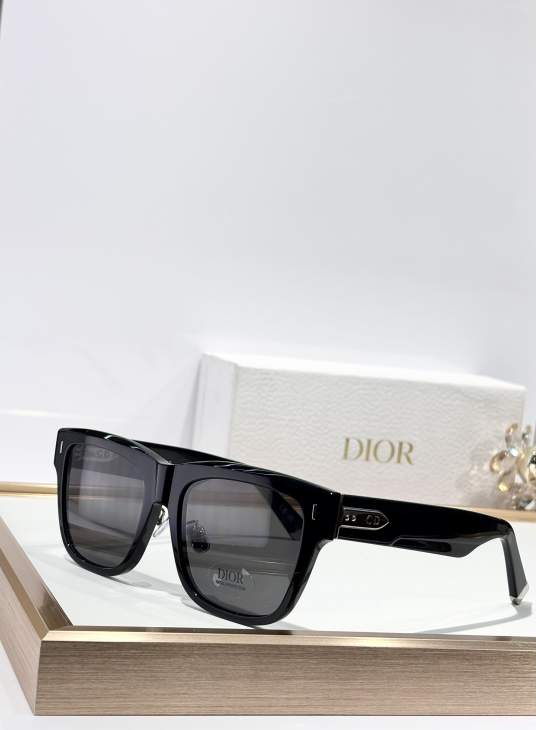 Picture of Dior Sunglasses _SKUfw76299490fw